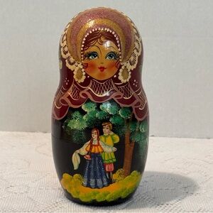 Vintage hand-painted Russian Matryoshka (Babushka) nesting doll,Fairy Tale